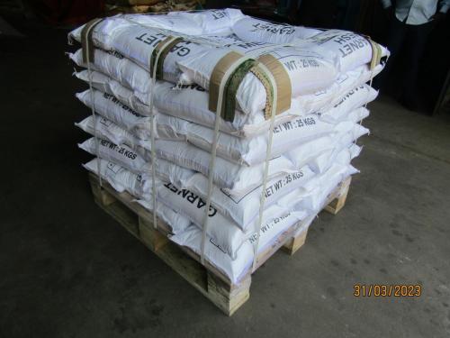 25 KG bags on wooden pallet